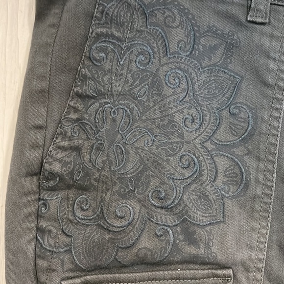 J JILL OLIVE CROP/ ANKLE PANTS SIZE 20 with embroidered embellishment - Picture 2 of 11